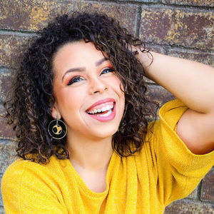 Meet your Posher, Latosha